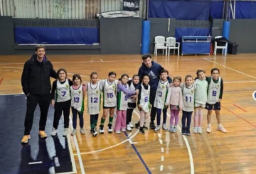 El Mini Femenino de Sanfer dando el presente